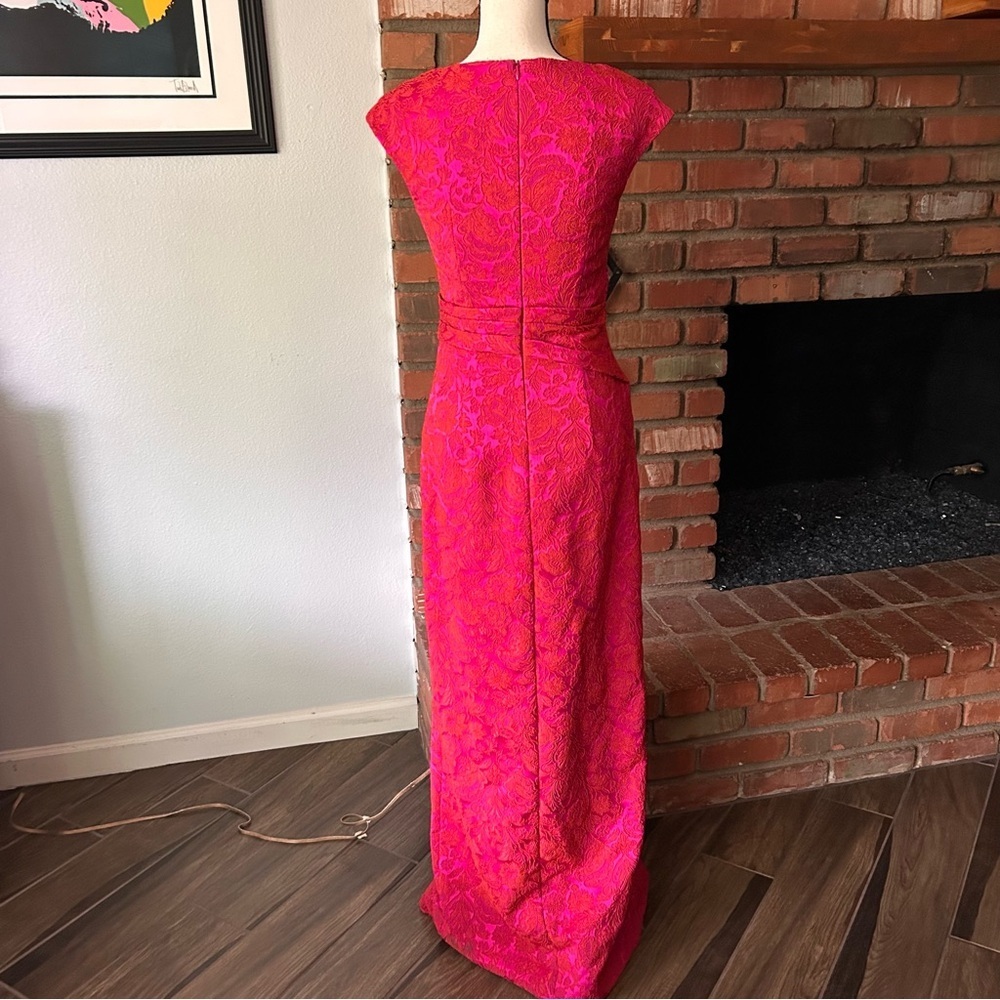 THEIA Barbara Scoop Neck Column Floral Jacquard Gown in Petunia Sz 4 - Picture 10 of 12
